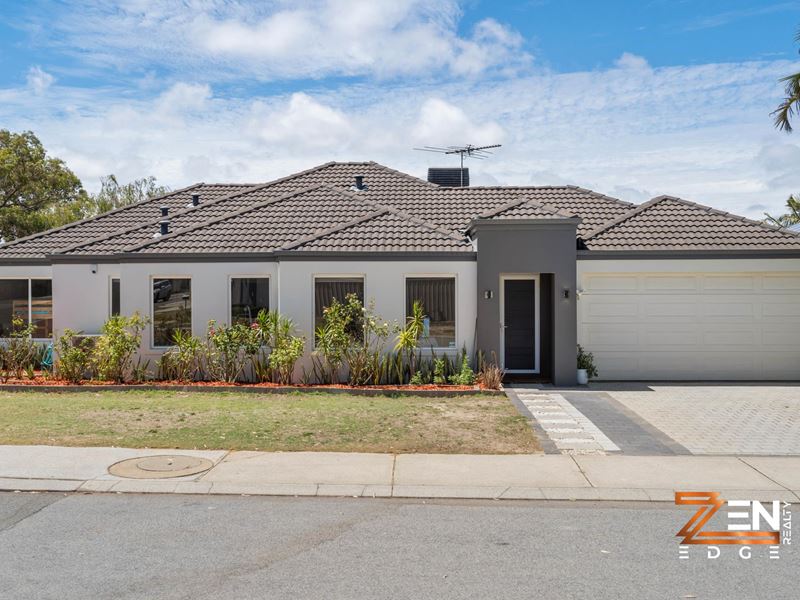 1 Covent Fairway, Pearsall WA 6065