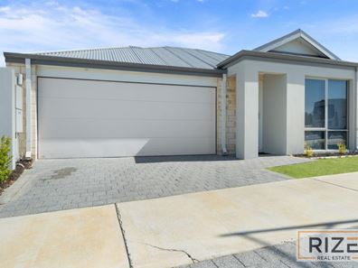 72 Tropicbird Drive, Banksia Grove WA 6031