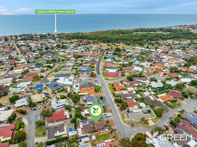 17 Silvertop  Avenue, Halls Head WA 6210