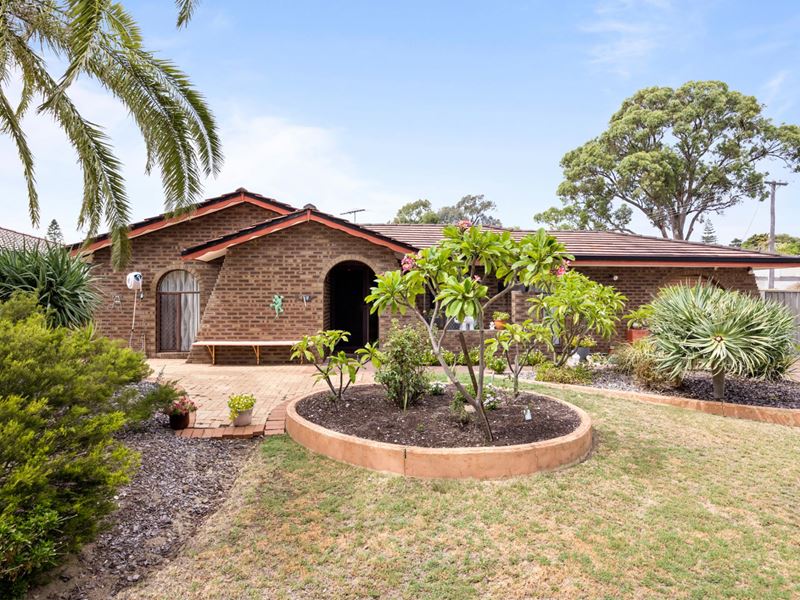 1 Arc Place, Beldon WA 6027