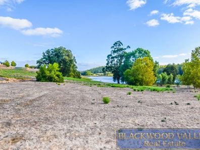 4 Stirling Street, Bridgetown WA 6255
