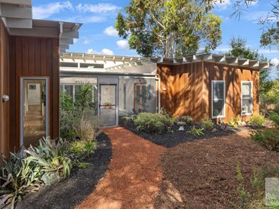 37 Bushby Road, Lower King WA 6330