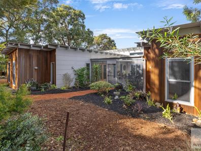 37 Bushby Road, Lower King WA 6330