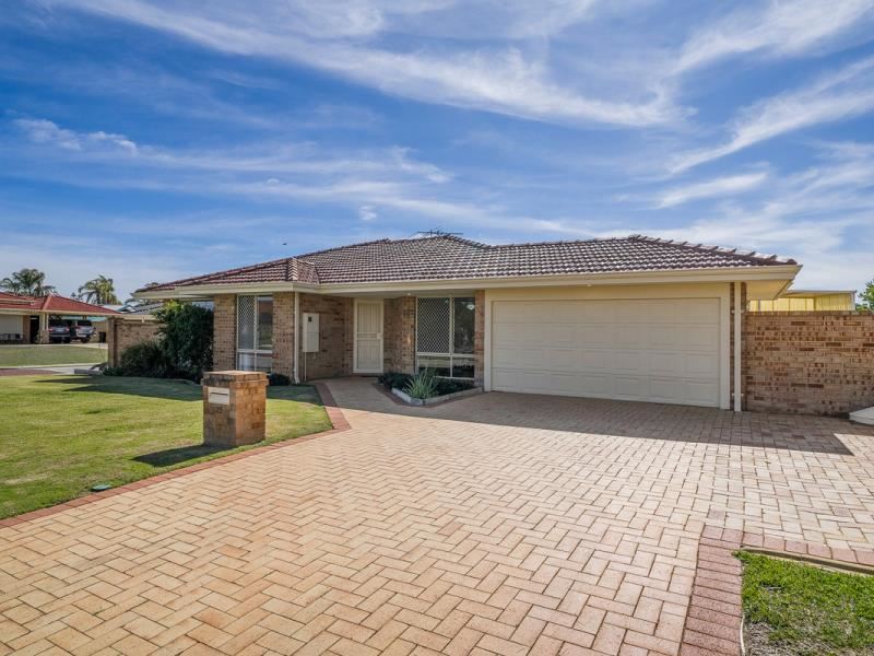22 St Laurent Mews, Port Kennedy WA 6172