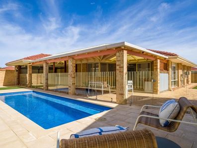 22 St Laurent Mews, Port Kennedy WA 6172