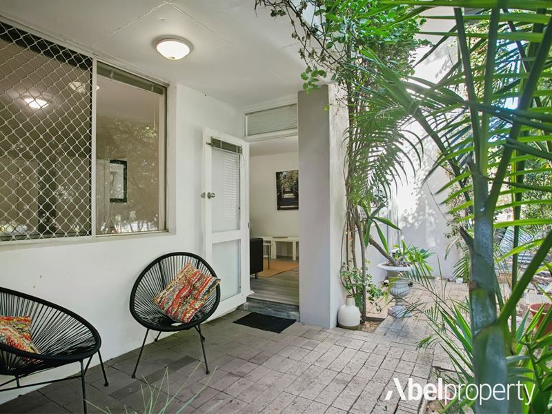 4/58 Cunningham  Terrace, Daglish WA 6008