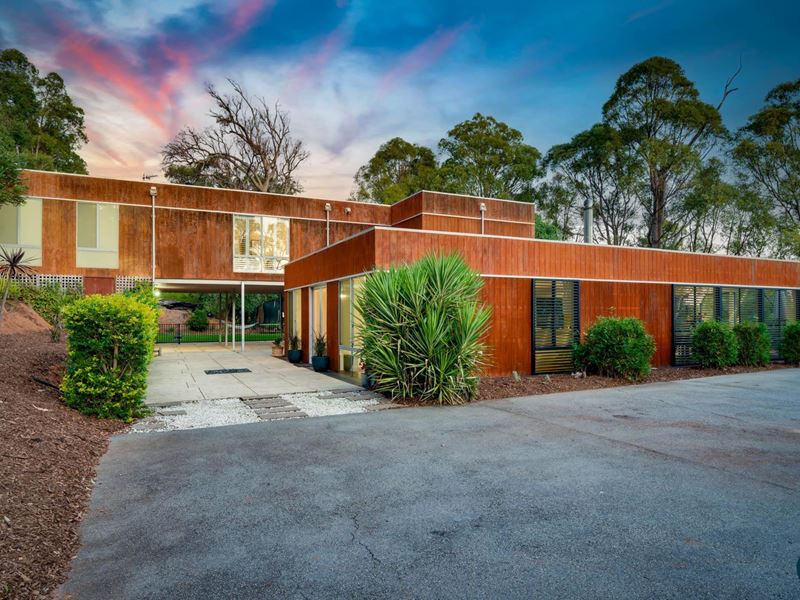 276 Croyden Road, Roleystone WA 6111
