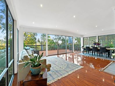 276 Croyden Road, Roleystone WA 6111
