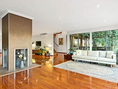 276 Croyden Road, Roleystone WA 6111