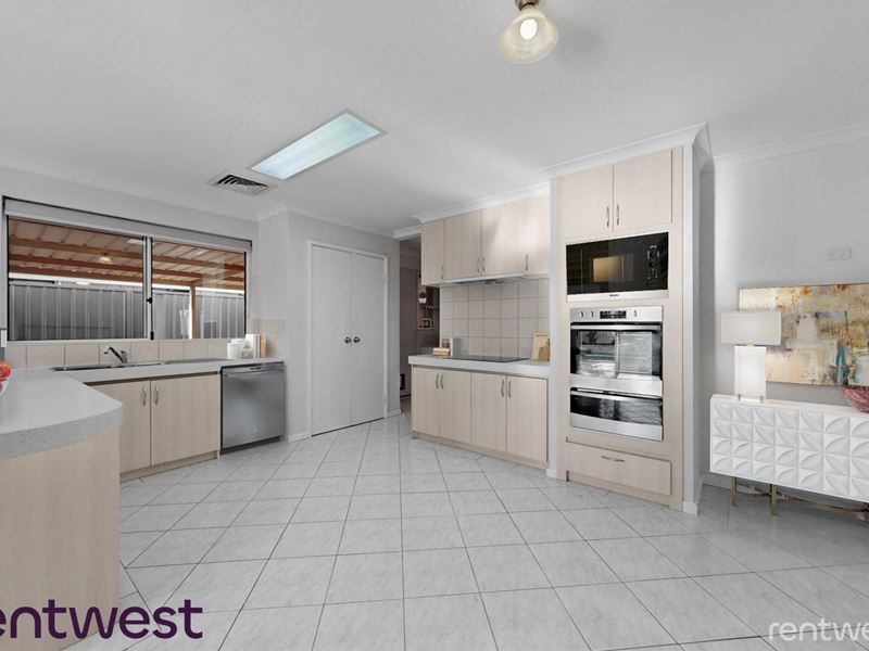 11 Bonnydoon Court, Cooloongup WA 6168