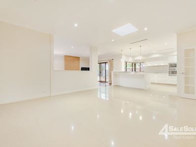 71 Jones Street, Stirling WA 6021