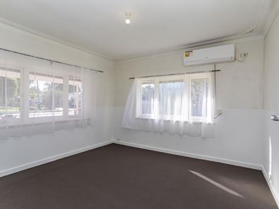 23 Kenwick Road, Kenwick WA 6107