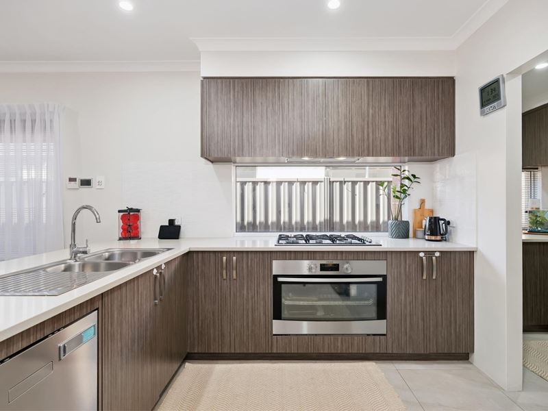 13 Sinopia Parkway, Brabham