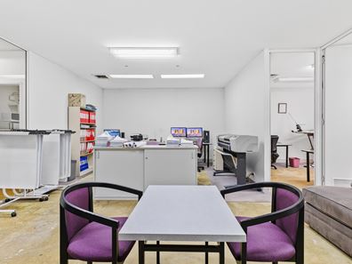 8/300 Albany Highway, Victoria Park WA 6100
