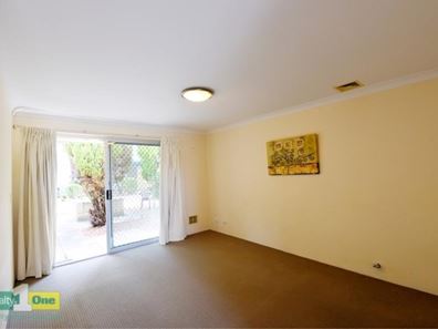 4/82 Leonard Street, Victoria Park WA 6100