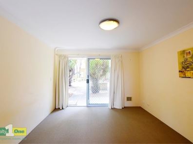 4/82 Leonard Street, Victoria Park WA 6100