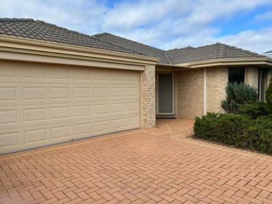 15 Dampier Street, Dalyellup WA 6230