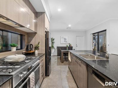 31 Maltby Way, Wellard WA 6170