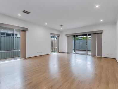 21 McPhail Street, Piara Waters WA 6112