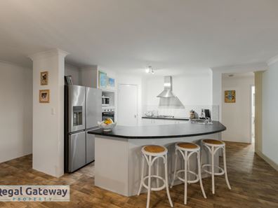 316 Lyon Road, Aubin Grove WA 6164