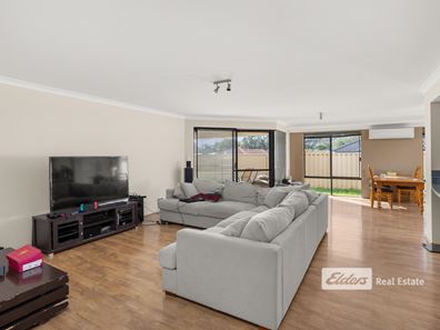 4 Howitt Way, Dalyellup WA 6230