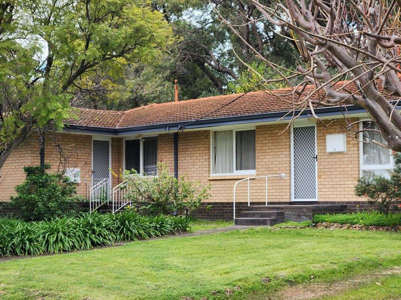 10 Heslop Road, Lesmurdie