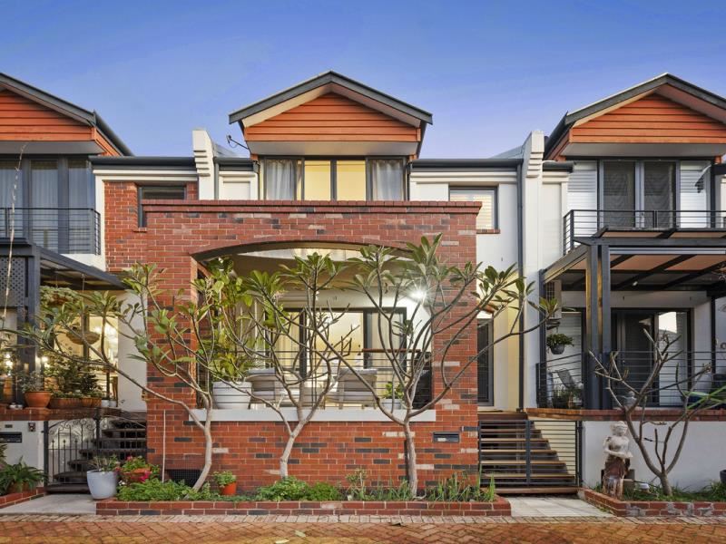 9/4 Hicks Street, North Fremantle WA 6159