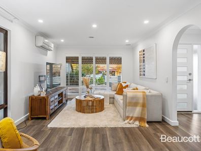 27 Emperor Avenue, Beldon WA 6027