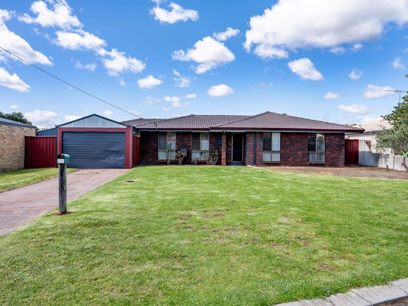 19 KIRKHAM STREET, Pinjarra