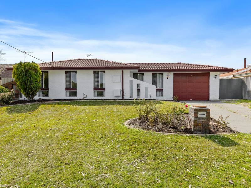 18 Exhibition Way, Cooloongup WA 6168
