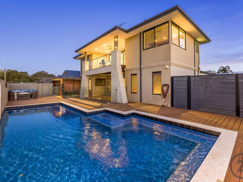 1 Ajax Place, San Remo WA 6210