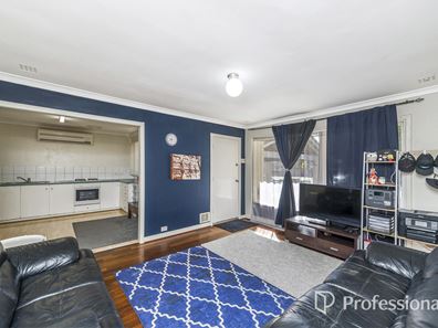 65 Amberton Avenue, Girrawheen WA 6064