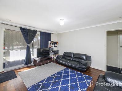 65 Amberton Avenue, Girrawheen WA 6064