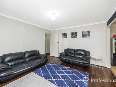 65 Amberton Avenue, Girrawheen WA 6064