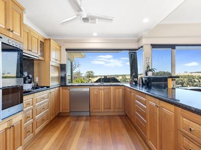 113 Scott Road, Yoganup WA 6275