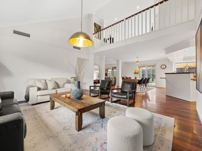 8 Jensen Rise, Iluka WA 6028