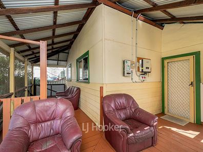 166 Forrest Street, Collie WA 6225