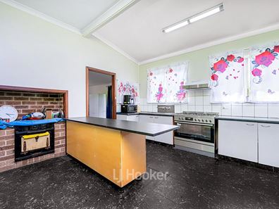 166 Forrest Street, Collie WA 6225