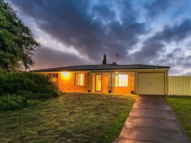 1 Acara Court, Heathridge WA 6027