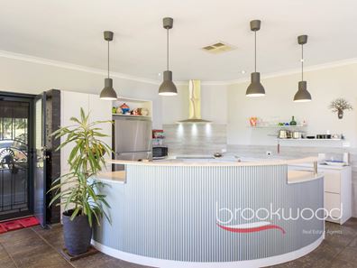 3 Woodlea Place, Sawyers Valley WA 6074
