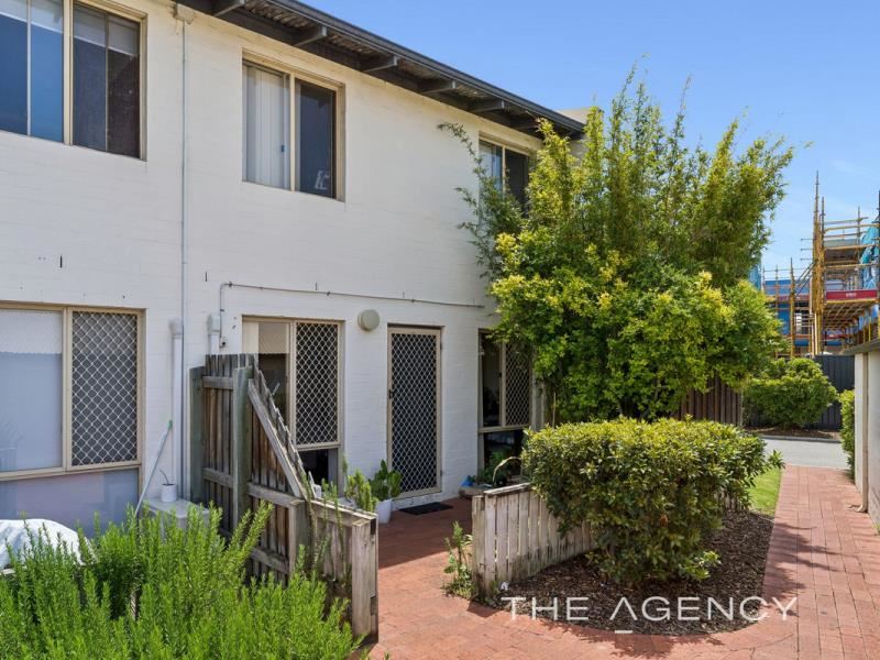 23/311 Harborne Street, Glendalough WA 6016