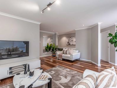 10 Everglades Parade, Landsdale WA 6065