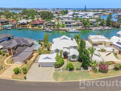 16 Amity Cove, Halls Head WA 6210