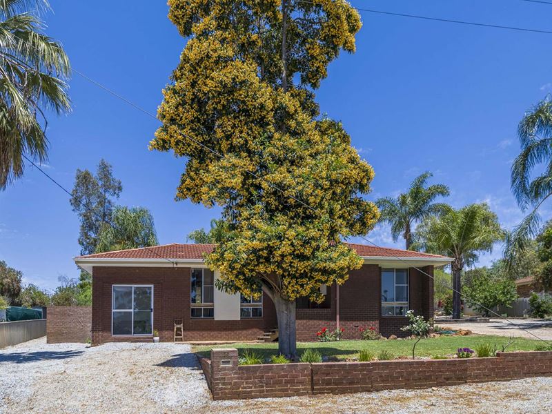 15 Maud Street, York WA 6302