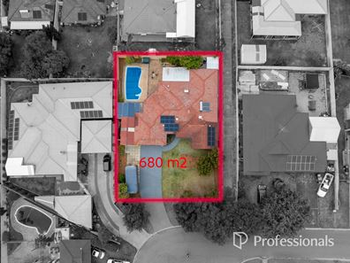 16 Madeira Place, Safety Bay WA 6169