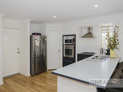 15A Amherst Road, Canning Vale WA 6155