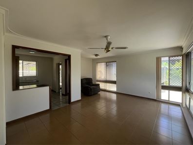 7 Star Street, Dudley Park WA 6210