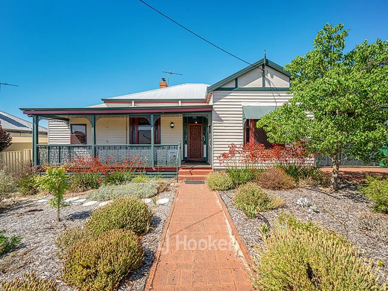 27 Venn Street West, Collie WA 6225