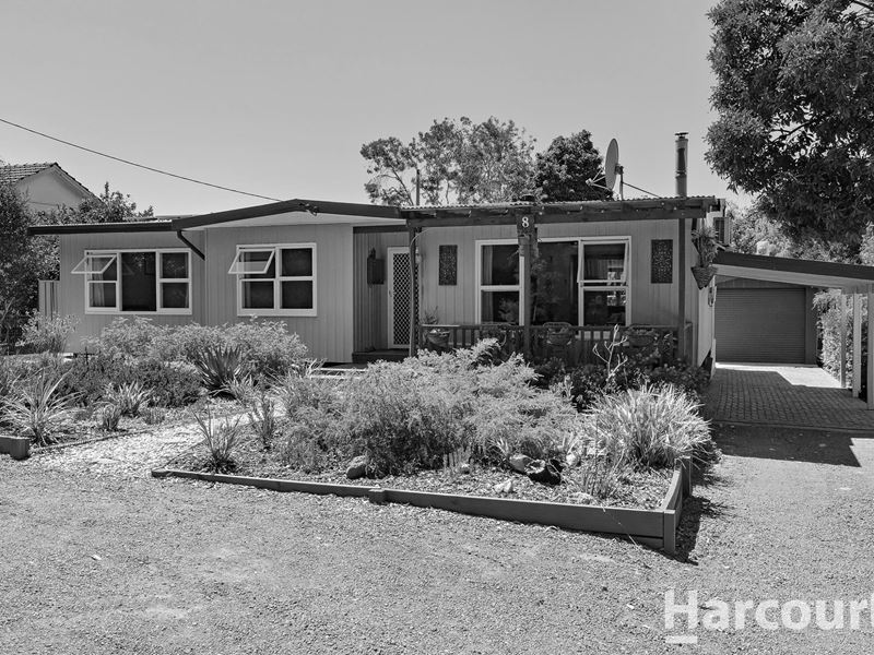 8 Poplar Street, Dwellingup WA 6213