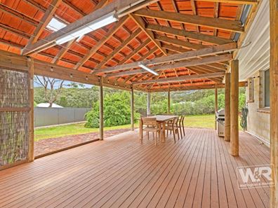 647 Frenchman Bay Road, Little Grove WA 6330